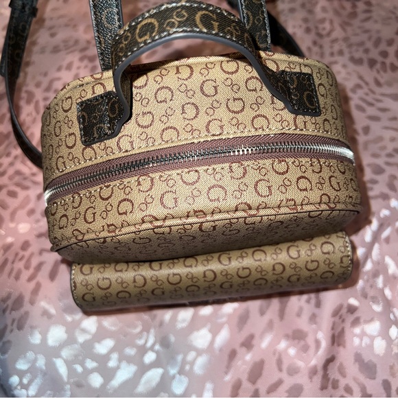 New Tan Brown Guess Purse Handbag Backpack Bag Mocha Maxina SV914430